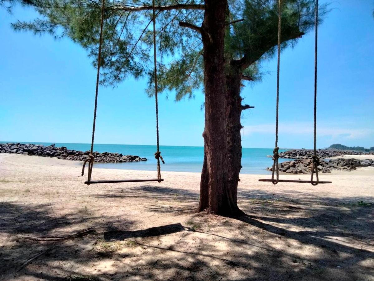 ชิงช้าริมหาดส่วนตัว